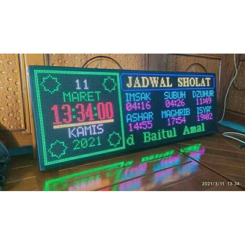 jam masjid digital dan running teks