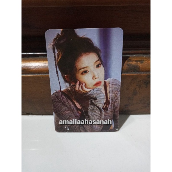 IU Photocard celebrity