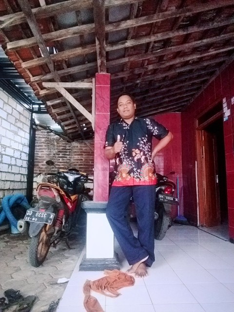 Maura Couple - Sania Ruffle Batik Couple Ori Ndoro Jowi Dnt Garansi