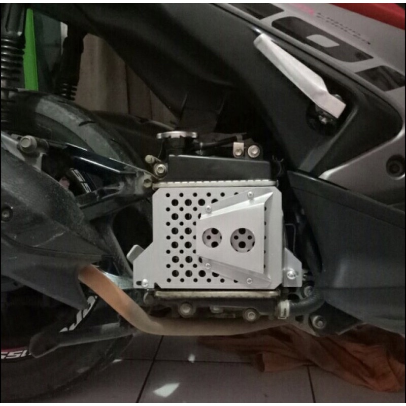 Cover tutup radiator cnc warna model scup nmax aerox lexi xmax TUTUP RADIATOR VARIASI WARNA AEROX NMAX LEXI