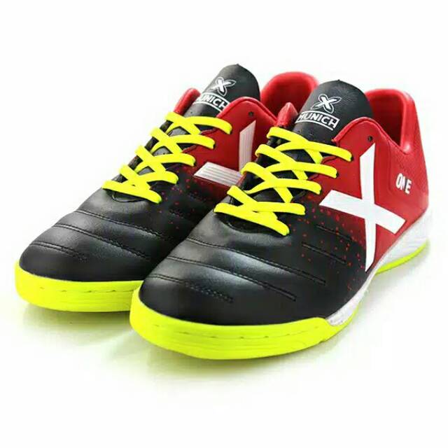 SEPATU FUTSAL X MUNICH ONE IND BLACK RED