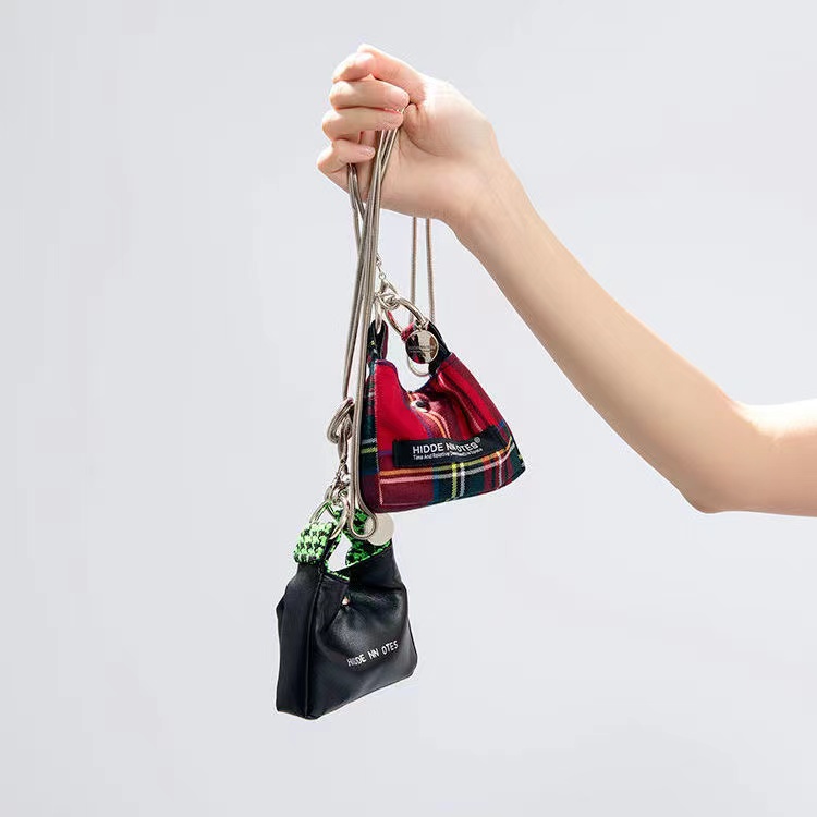 Retro niche red plaid mini headphone bag messenger chain bag