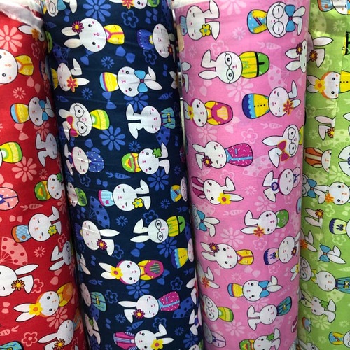 Kain katun jepang motif boneka lucu lebar 1,50m