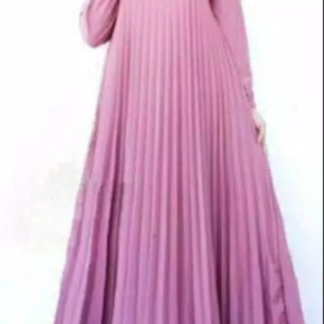 Gamis plisket lengan panjang