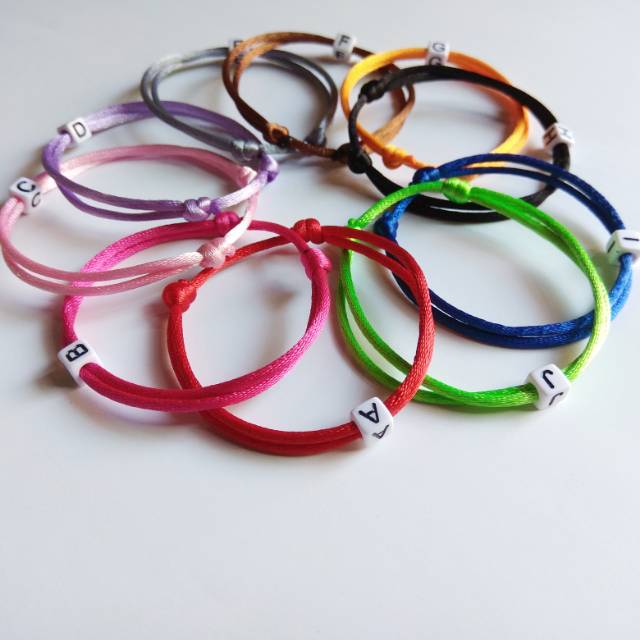 Gelang mote huruf A01