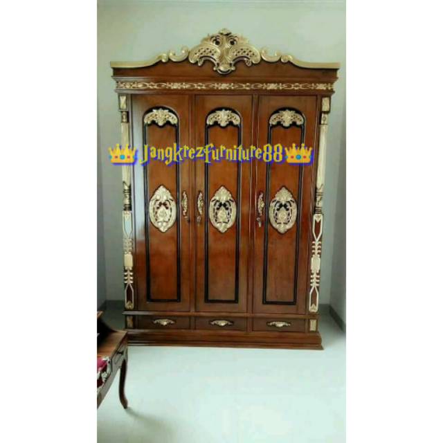 LEMARI JATI 3PINTU