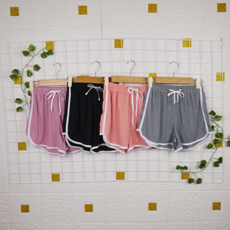 Celana Pendek Wanita Jumbo / Hotpant Gemoy Jumbo XL