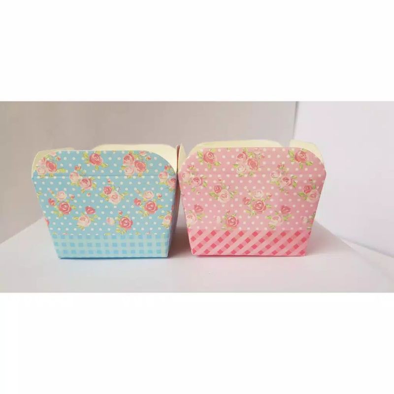 

kertas cupcake kotak isi 50pcs tempat roti lapis laminating bluder