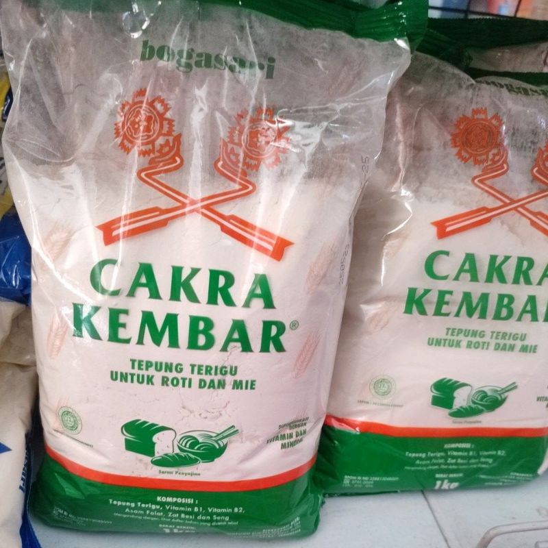 

Tepung Cakra Kembar 1kg