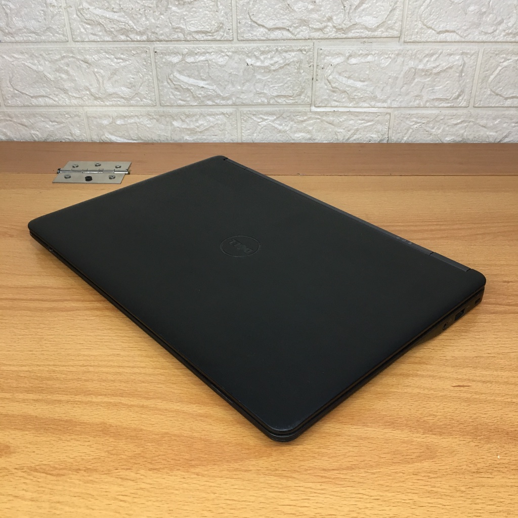 Laptop Dell Latitude E7450 Core i5 Gen 5 RAM 8GB SSD SSD 256GB