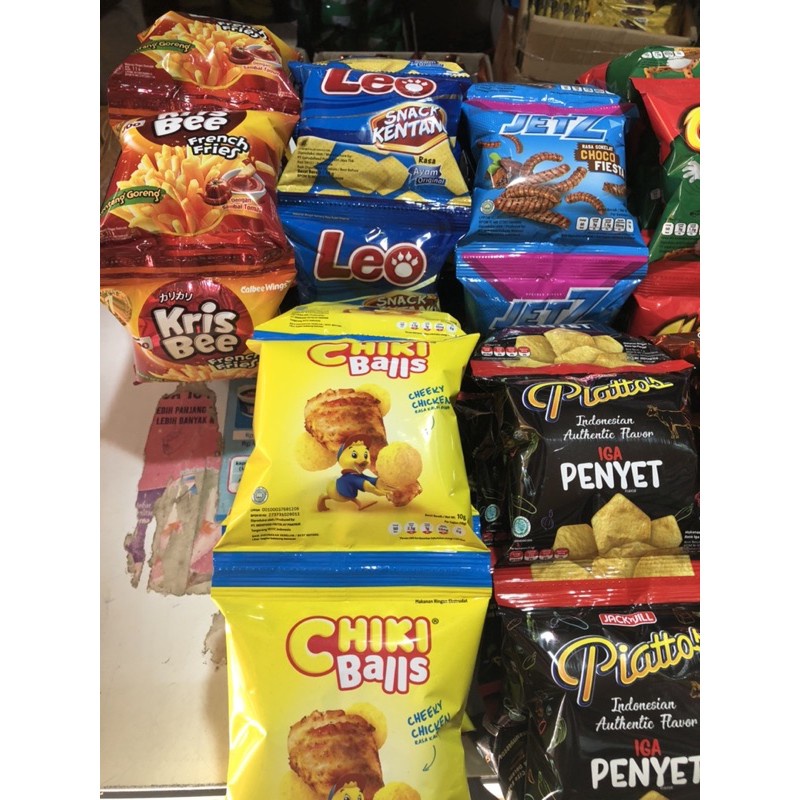 

Aneka Chiki Renceng isi 10