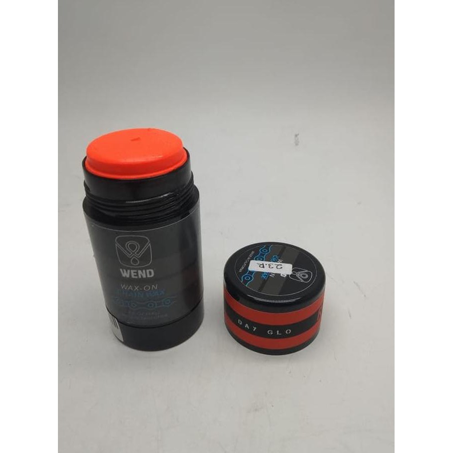 

Wend Wax-On Chain Wax 2.5Oz 80Ml Twist Up Paste Color Red