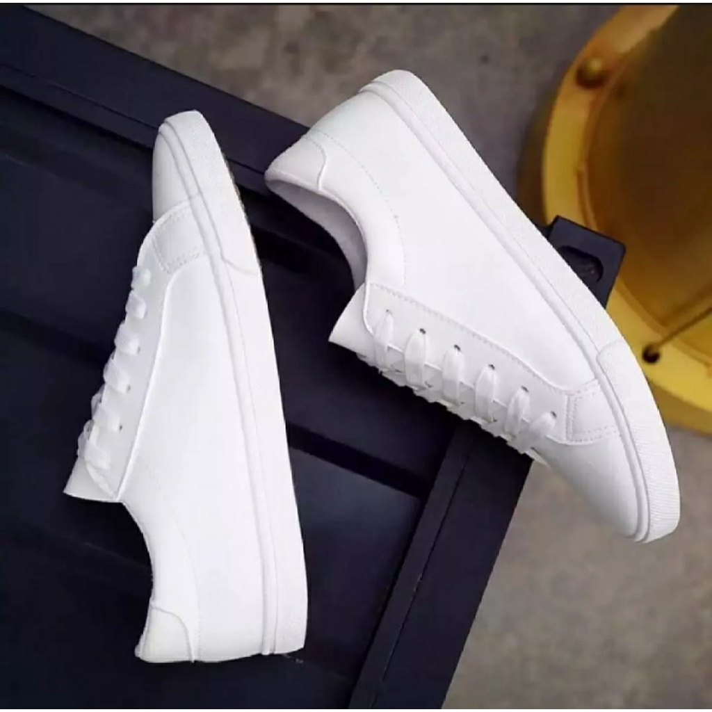 Sepatu Casual wanita pria Spatu Sneakers cewe sport putih polos Sepatu Santai wanita Keren Terbaru