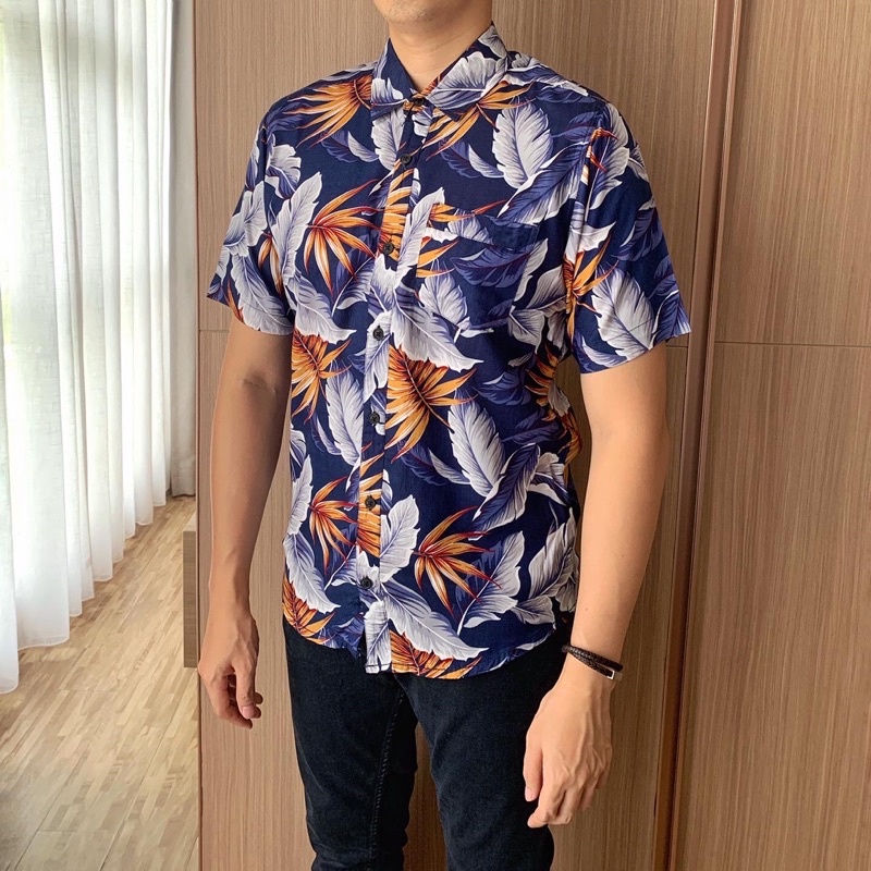 [CLEARANCE SALE] Kemeja Lengan Pendek Motif Daun Biru Tua Navy Leaves Shirt Slimfit Pria