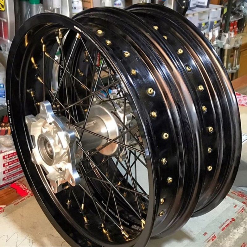 Velg SCARLET Tromol SCARLET 17 300 350 - Hitam