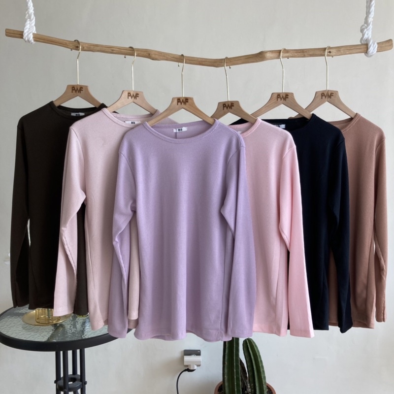 Knit Waffle Uniqlo Sweater / Baju Rajut Wanita