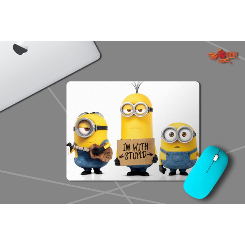 

MOUSEPAD 23X31 CM TEMA ANIMASI KELUARGA MINION TIPE 01