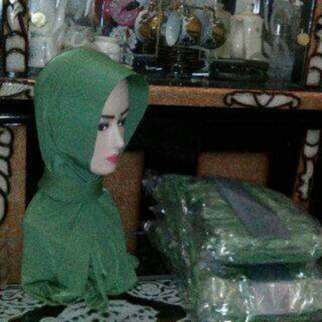 Jilbab Persit Mika