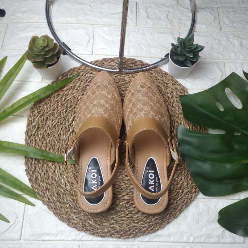 Kakoi Damma Sepatu Sandal wanita Haji dan Umroh Big Size Empuk Ringan Nyaman anti slip