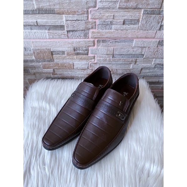 PSPGN.CO | ORIGINAL BRANDED PLAYBOY PH3354BR IN BROWN SEPATU PRIA KULIT OXFORD PANTOFEL SLIP ON KASU