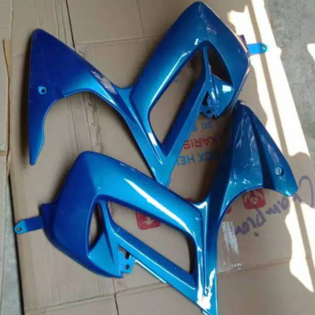 Sayap satria fu lama/ fu barong biru