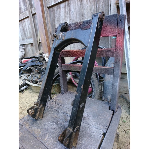 SWING ARM MEGAPRO PRIMUS/ARM SAPITAN MEGAPRO ORI COPOTAN