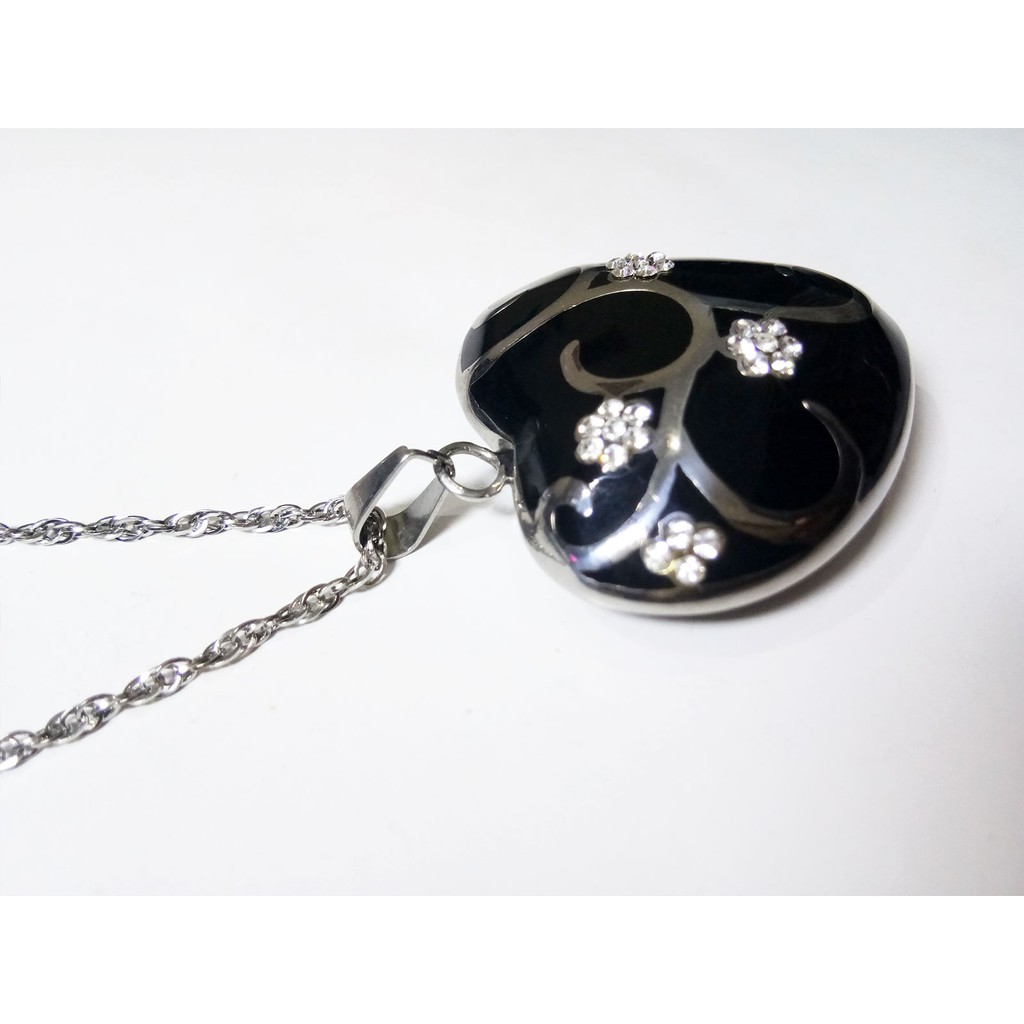 VeE Liontin Titanium Batu Giok Hitam Love Jumbo - Terapi Kesehatan