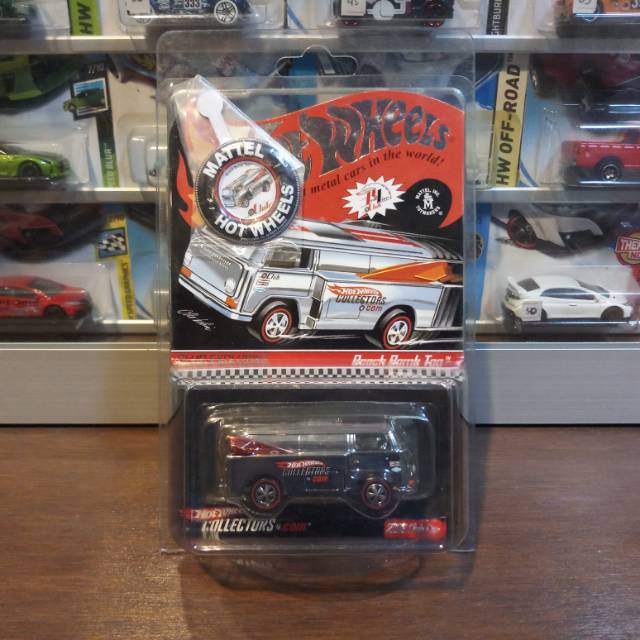 Hot Wheels Beach Bomb Too - Club Exclusive RLC