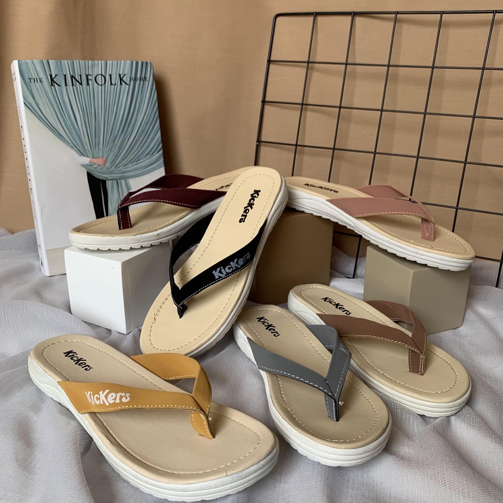 (HARGA PROMO = PACKING TANPA KARDUS) SANDAL JAPIT POLOS 6 Sendal jepit cewek WANITASlip On Teplek Wanita Sandal Cewek Sandal Wanita warna warni SANDAL RUMAHAN Sandal Jepit Wanita [ Flip Flop ] SANDAL JEPIT WANITA KEKINIAN TERBARU Flip Flop Sandal Terbaru