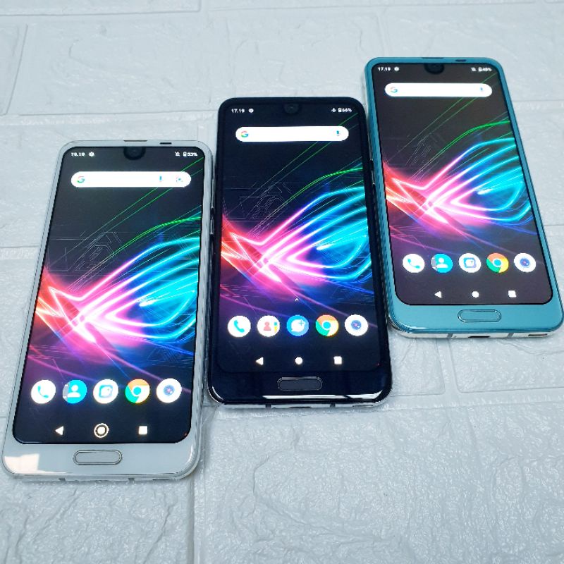 Sharp Aquos R2 SHV42 4GB/64 GB Snapdragon 845 IGZO QHD+ 120Hz 3130 mAh