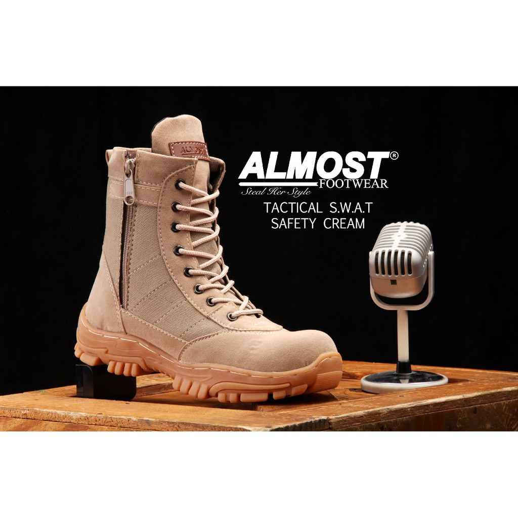 sepatu boots safety keja lapangan gaya pria touring casual murah