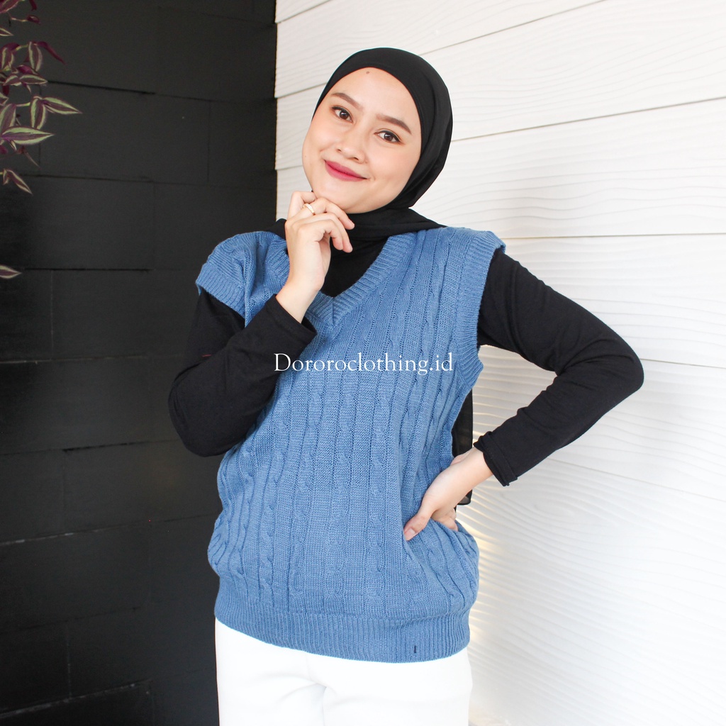 Rompi Rajut Motif Cable / Vest Rompi Rajut Wanita Motif