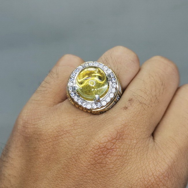 Batu Cincin Kecubung Air Bensin Natural