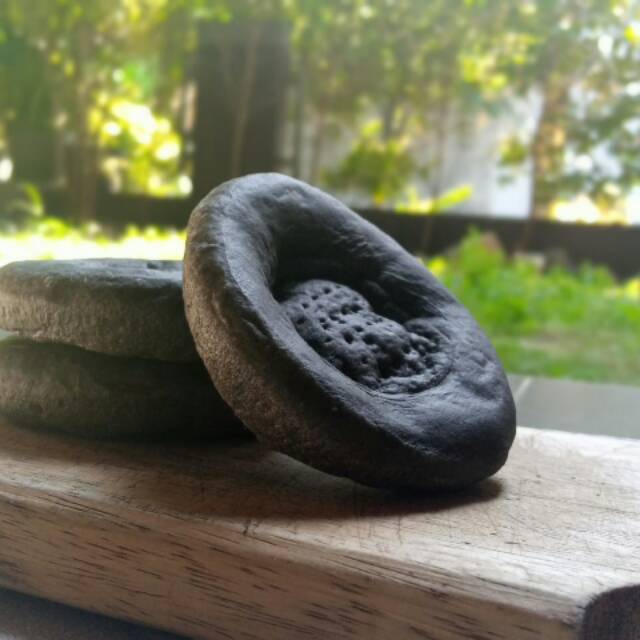 

Base/dough pizza black mini 10cm by Oow pizza 20pcs