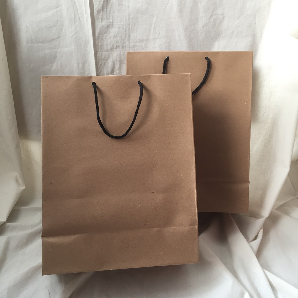 

Paper Bag Paperbag Tas Kertas Polos Coklat 26x12x33cm