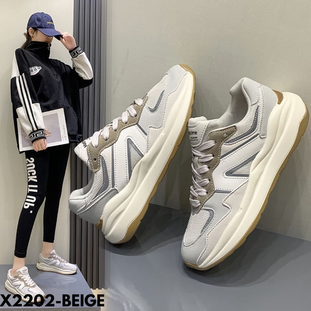 SEPATU SNEAKERS WANITA KEKINIAN TERBARU PADUAN WARNA VIRAL CAKEP BAHAN PU IMPORT 2202