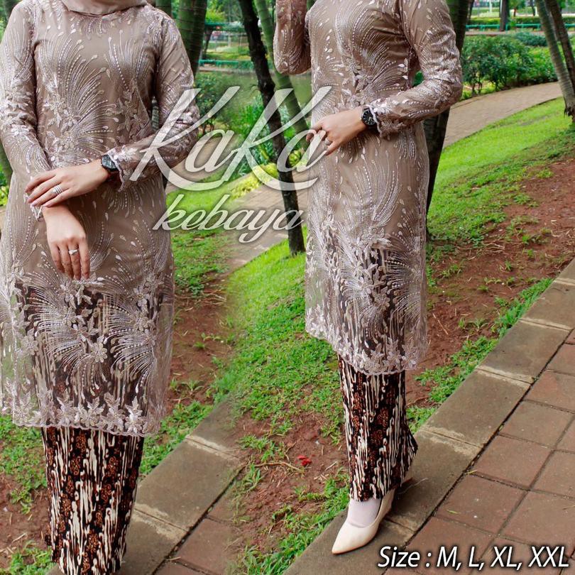 ➹ *~Kaka!! Baru !!! Kebaya Tulle Setelan Kebaya dan Rok Plisket Tunik Brukat Tille Kebaya ➼