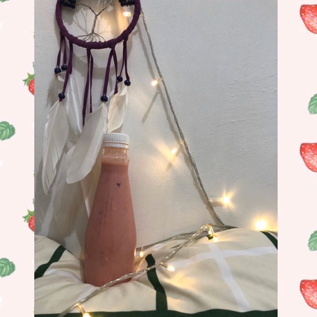 

Strawberry Smoothies