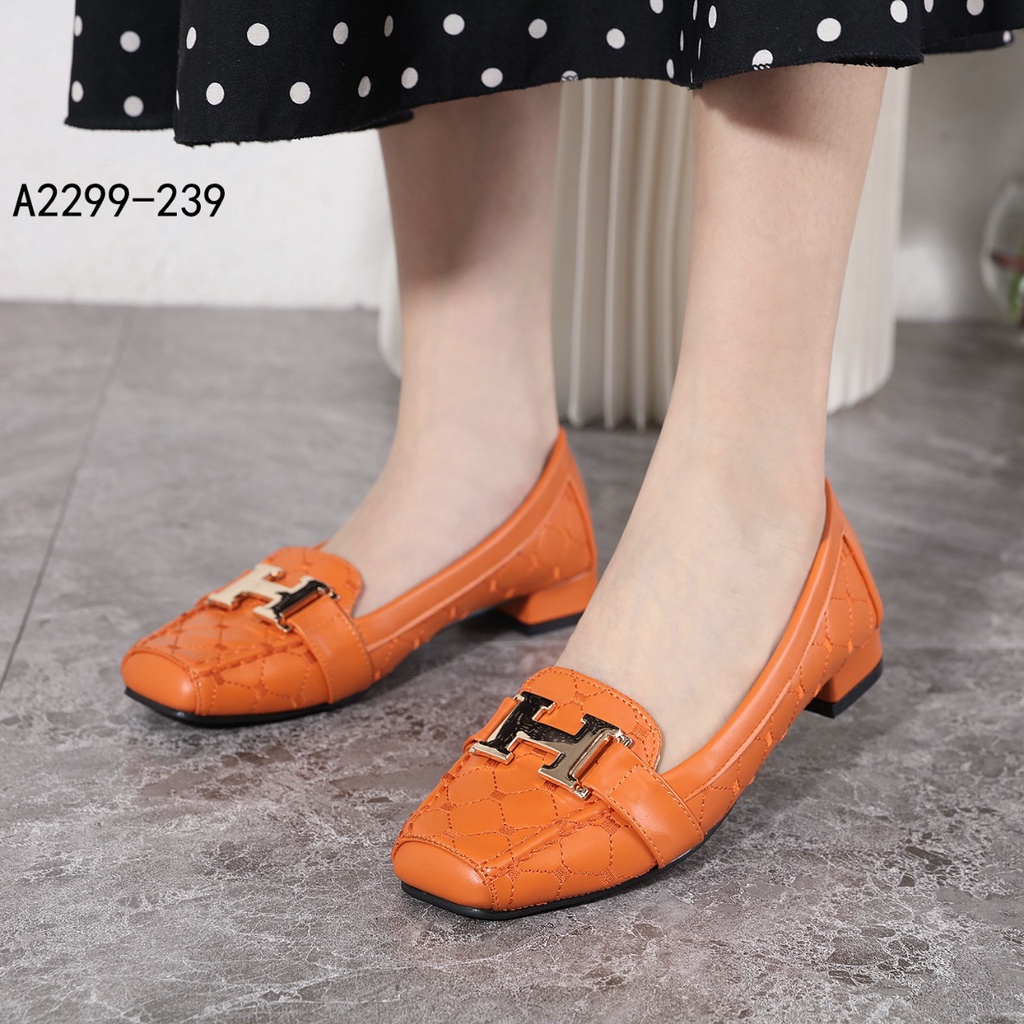 Leather H-Logo Block Heel A2299-239