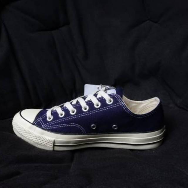 Sepatu Sneakers Ventela Bts navy low original