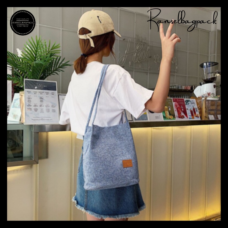 Tas Bahu Selempang Messenger Sekolah Kuliah Kerja Traveling Model Korea Terbaru Kekinian Murah Bagus Waterproof Import Lokal Original Wanita Cewek Perempuan