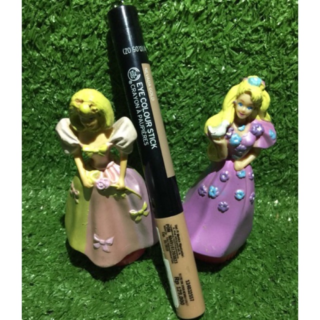 Eyeshadow stick the body shop  ONLY 93-103rb from 129-149rb