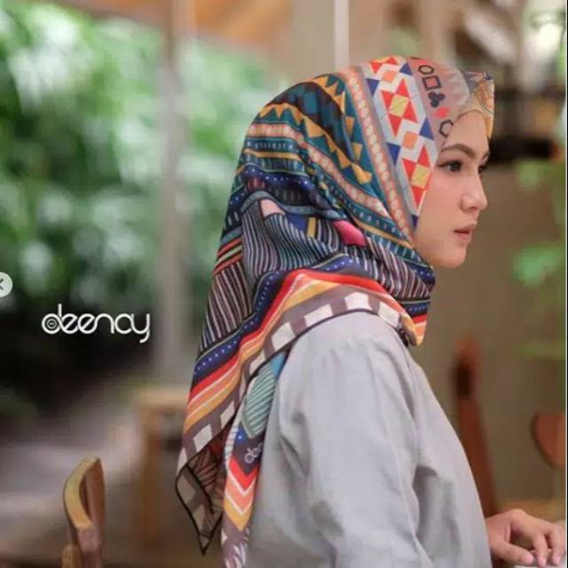 Verde Deenay Voal Printed Scarf