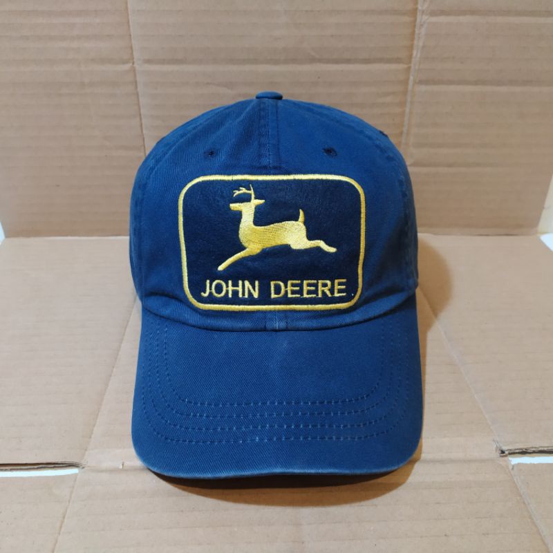 topi jhon deere