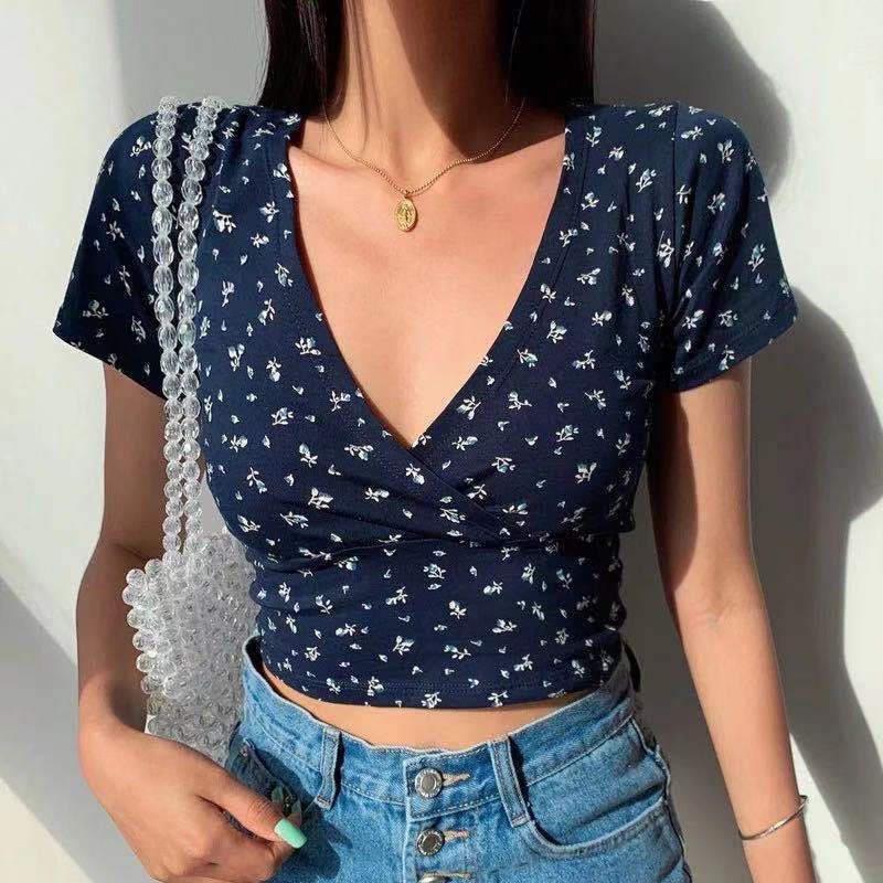 Korean Neck Crop Top Import/Baju Wanita Kekinian Import BF014