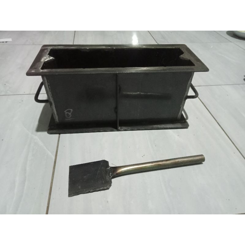 

cetakan batako paten 35x15x10