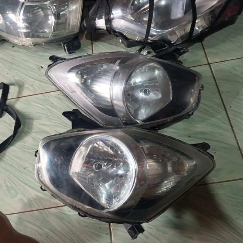 Headlamp agya original