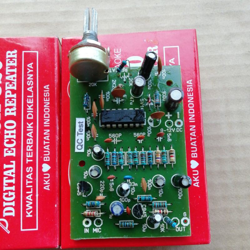 DIGITAL ECHO MIC REPEATER SX820