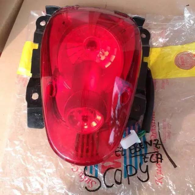 LAMPU STOP LAMPU BELAKANG SCOOPY KARBU