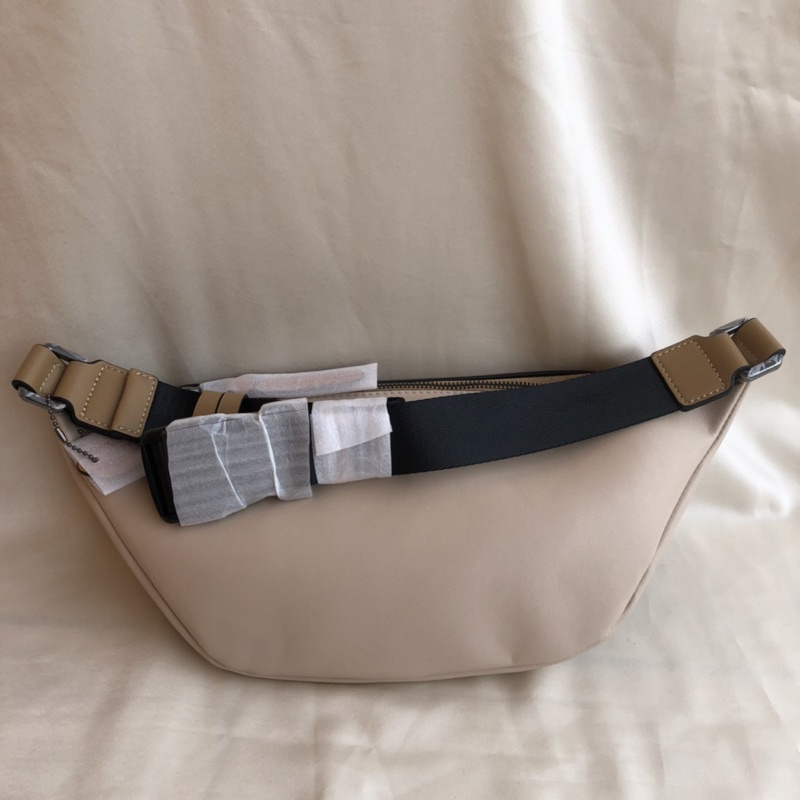 COACH WAISTBAG CREAM LOGO C IN SIGNATURE CANVAS